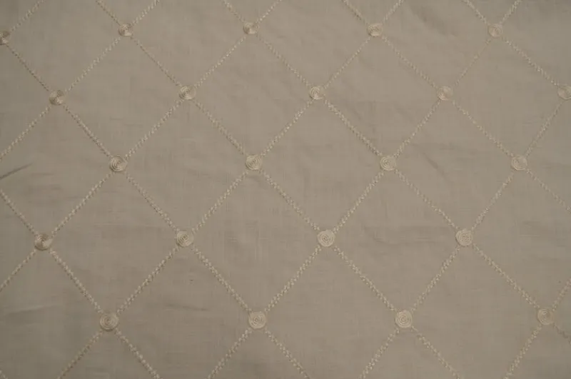 Stock/Covington Audrey 141 Cream Covington Fabric